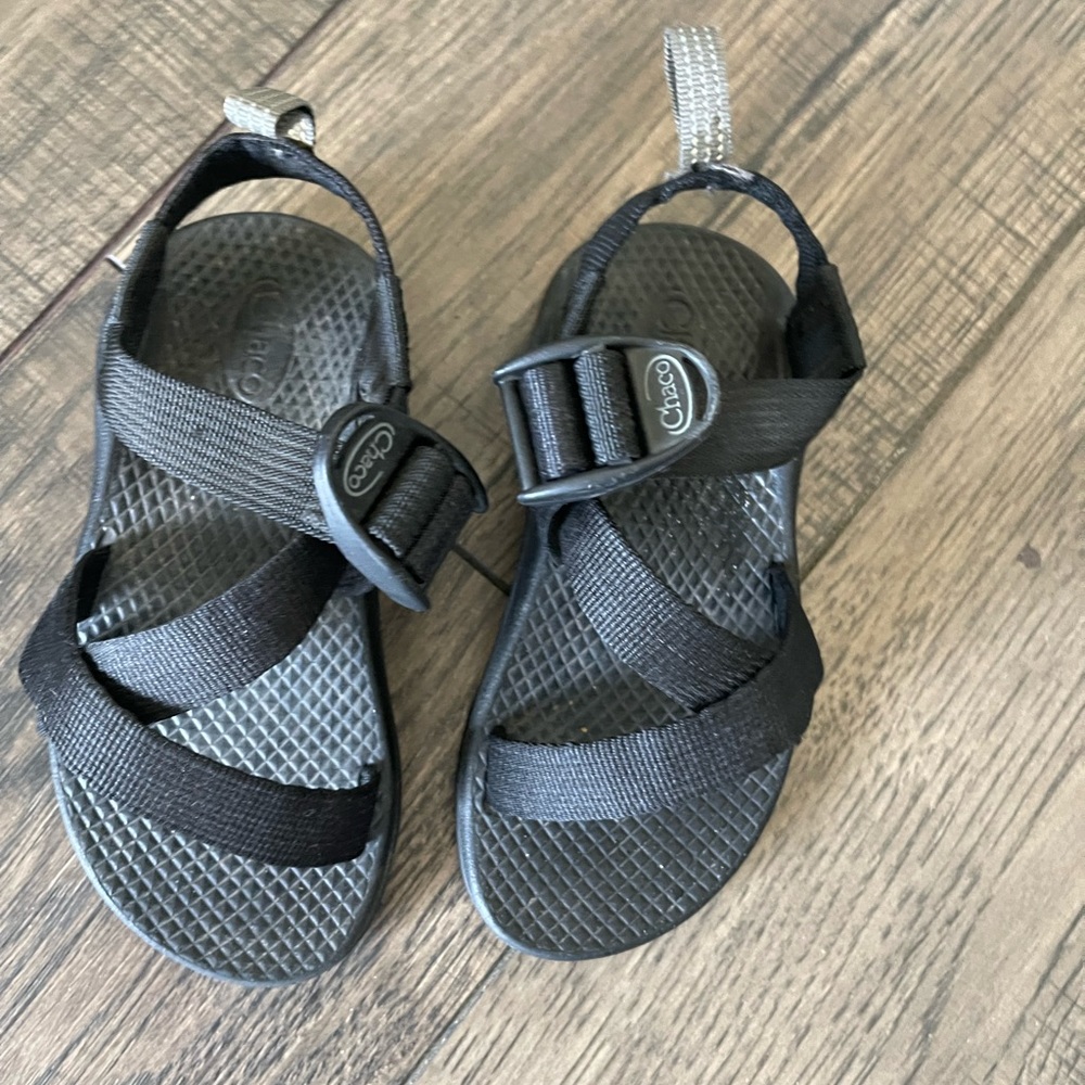Boys Chacos